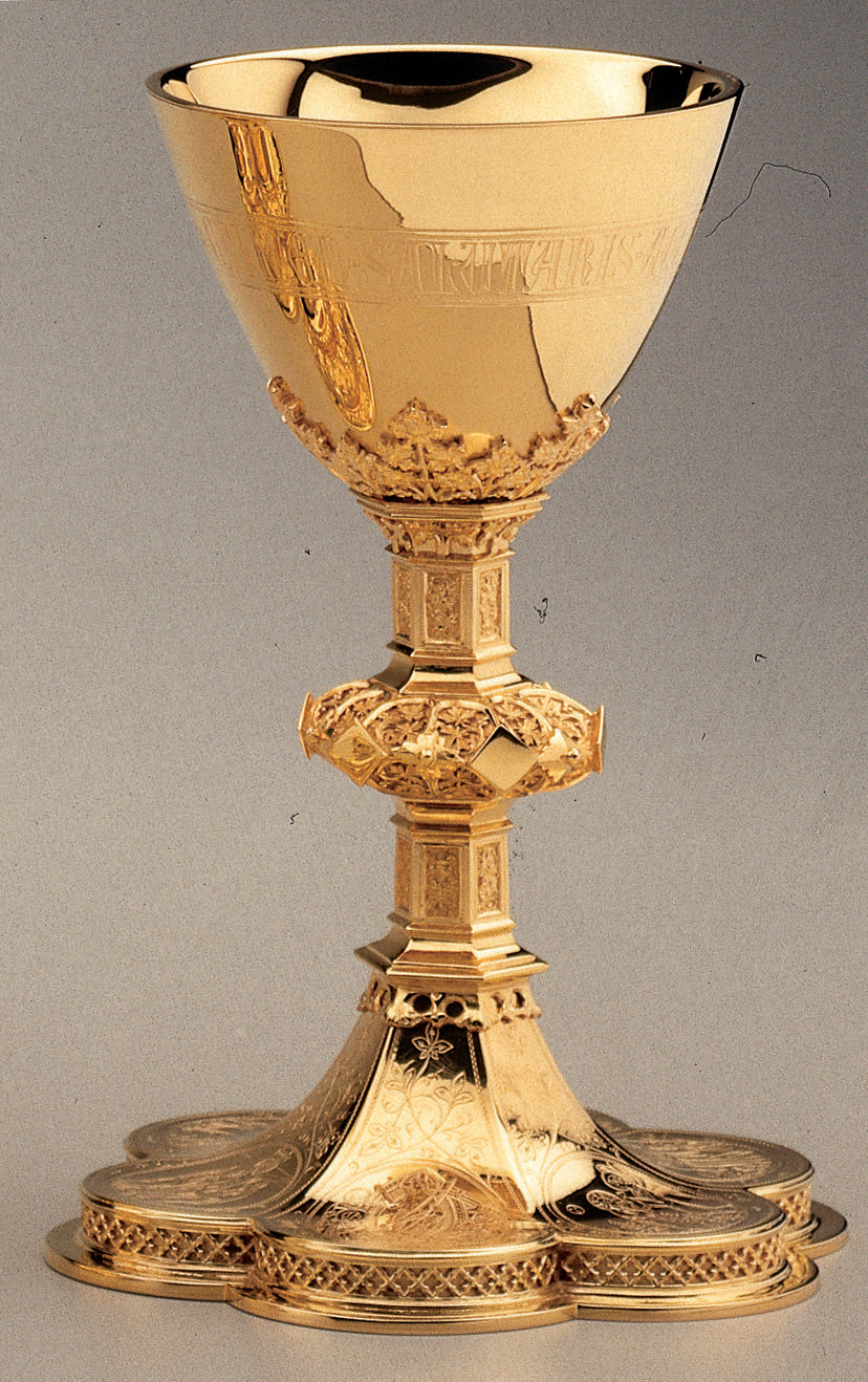 Médaillons de la Passion du Christ Calice Gothique et Patène de 6-1/4" avec Anneau