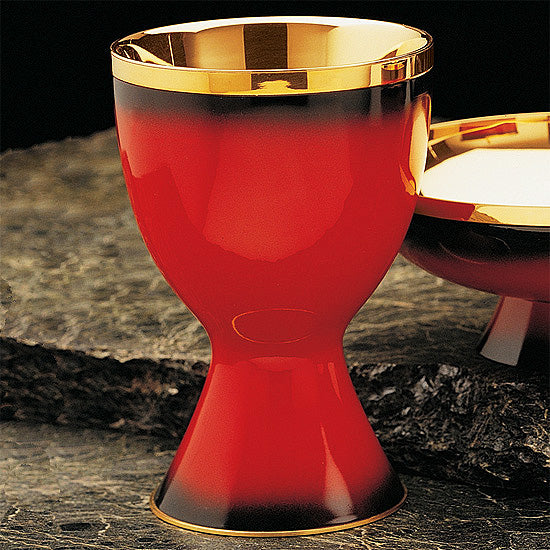 Calice émaillé rouge et patène assortie