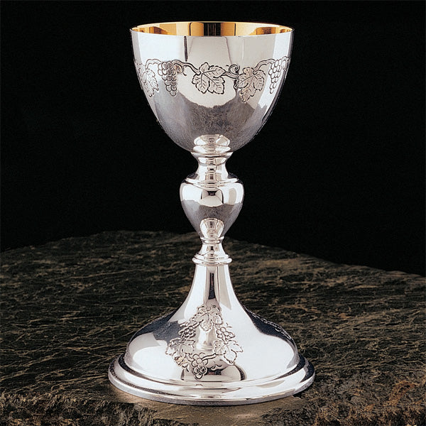 Calice avec motif de blé gravé et patène de 5-3/4"