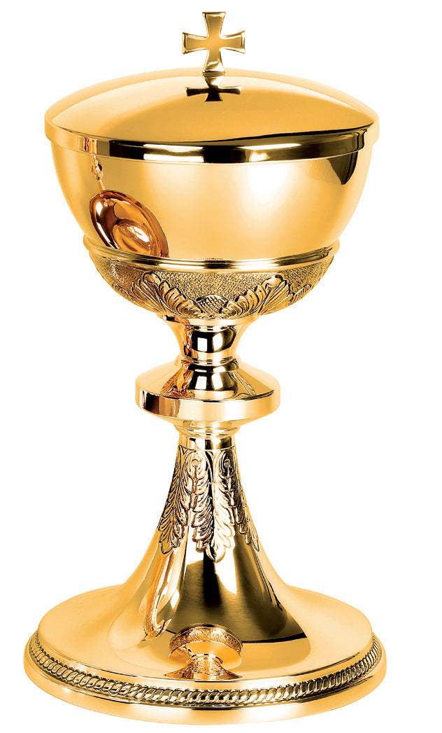 Chiseled Leaf Motif Ciborium