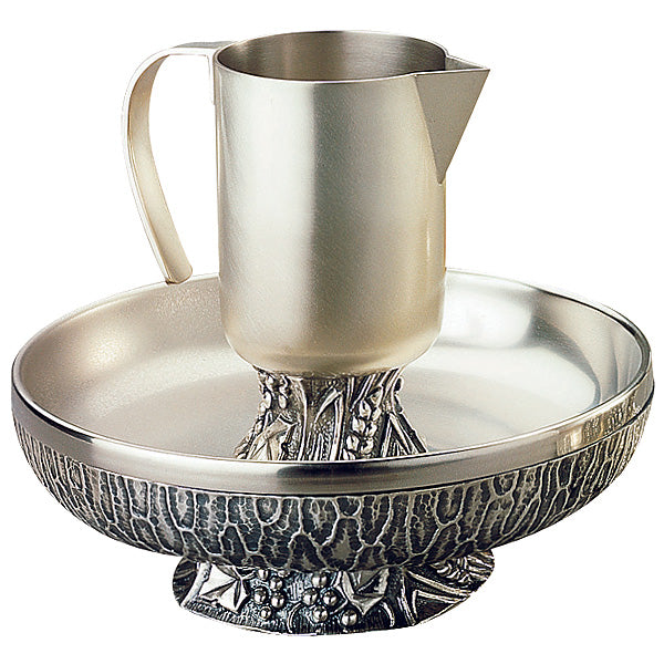 Ewer/Jug/Pitcher & Basin